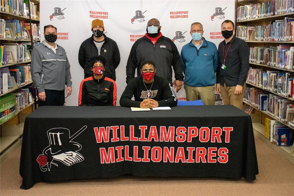 Nassir signs with Bloomsburg University.