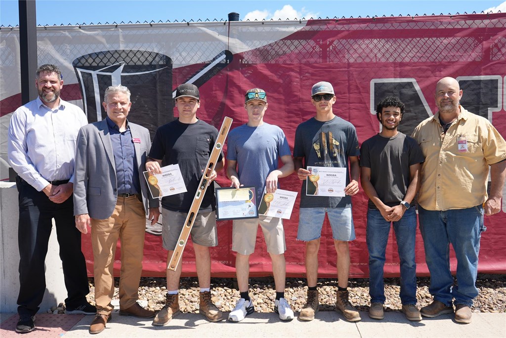 26CTE Construction Awards Group Pic