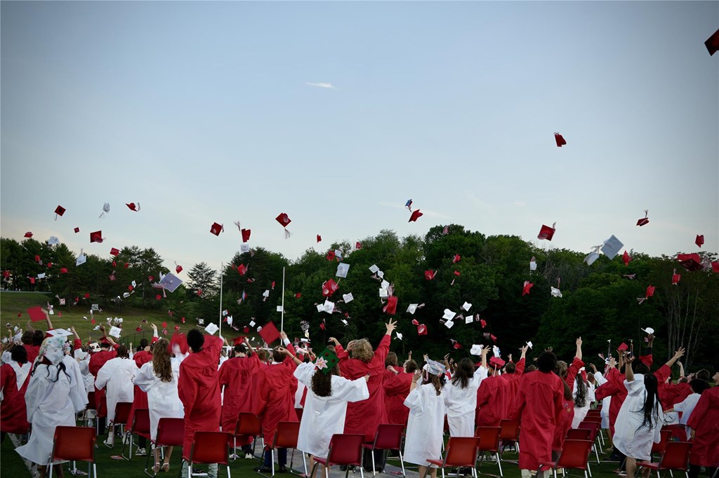 Graduation 2026 Cap Toss